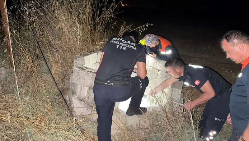 Burdur'da Cesur İtfaiye Ekipleri, Kuyuya Düşen Kediyi Kurtardı