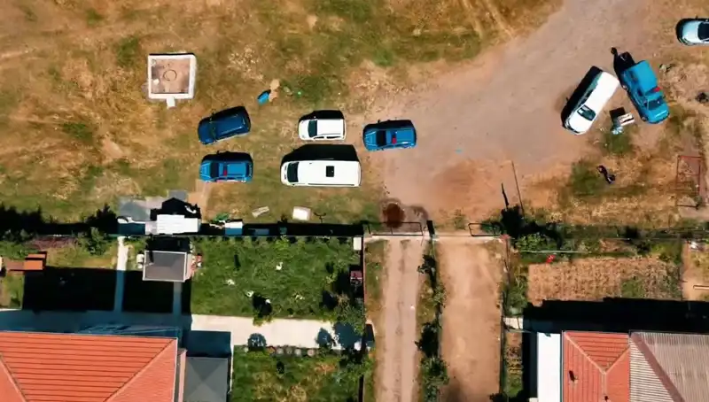 Tekirdağ'da Tefeci Çeteleri Çökerken, İlgili Belgeler ve Silahlar Ele Geçirildi