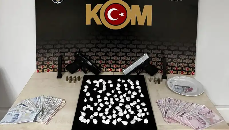 Çeşme'de Silahlı Saldırı Şoku: 3 Kişi Gözaltında