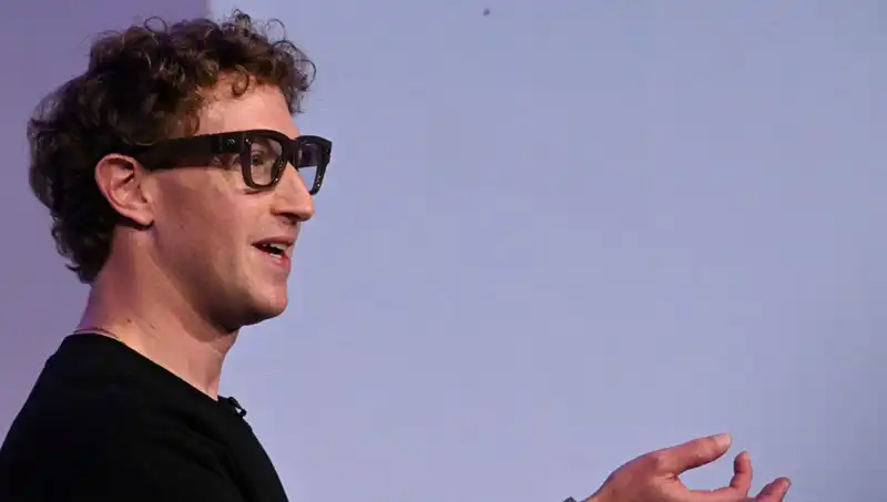Zuckerberg'in Yeni Gözlüğü: Yapay Zekanın Geleceği ile Tanışın