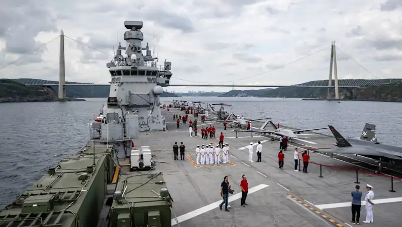 TCG Anadolu, Sarayburnu'ndan Ayrıldı: Yeni Maceralara Yolculuk Başladı