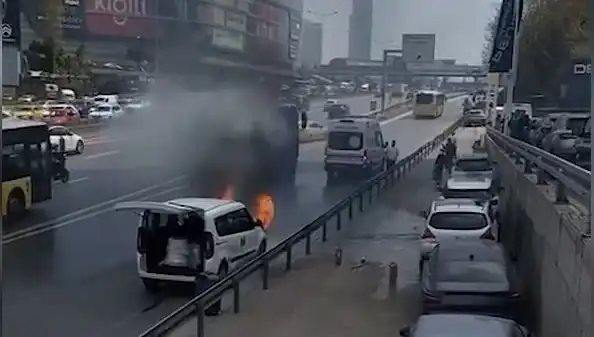 Yanan Araç Yangınına TOMA ile Müdahale: Yangın Sırasında Gerilim Dolu Anlar