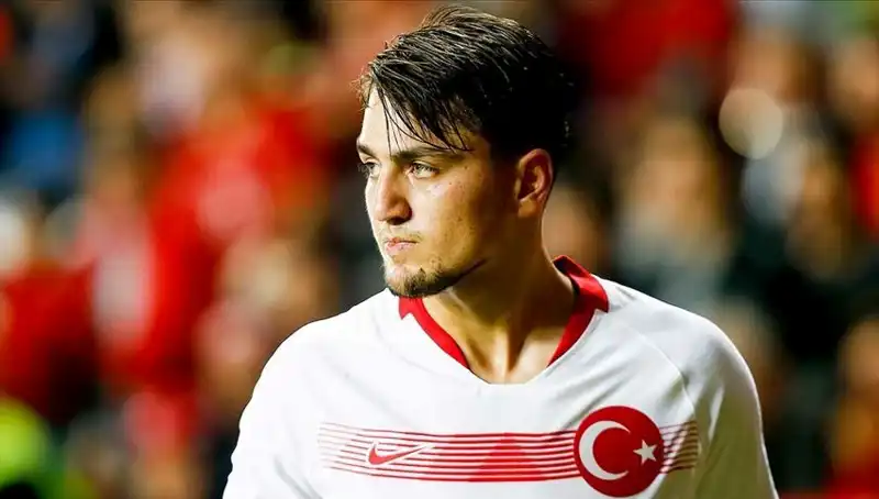 Beşiktaş'tan Milli Futbolcuya Yönelik Sürpriz Girişim: Yanıtı Merak Ediliyor