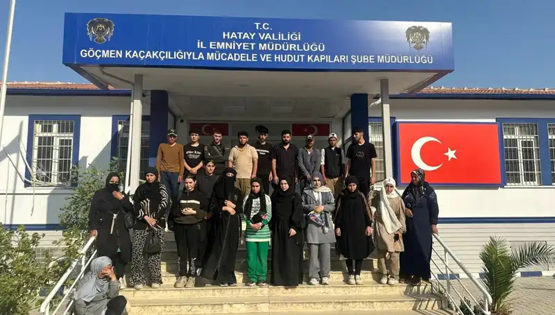 Minibüste Geçen Hafta 24 Göçmen Yakalandı: Olayın Detayları ve Sonrası