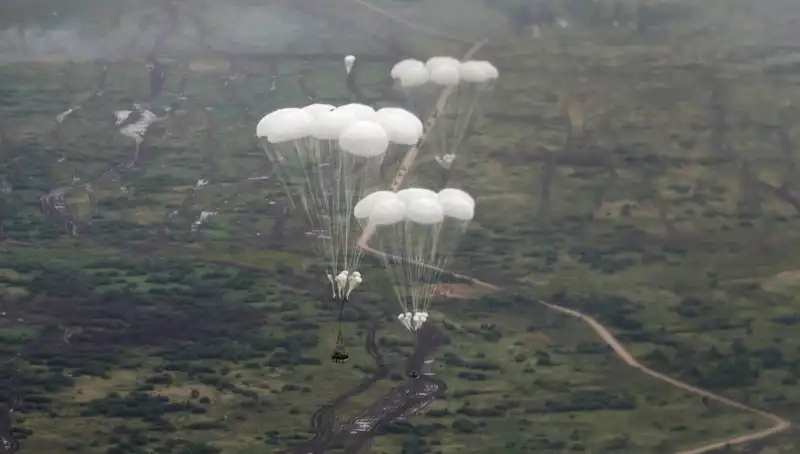 Rusya ve Belarus'un Ortak Askeri Tatbikatı: 3 Komşu Ülkede Endişe Yaratıyor