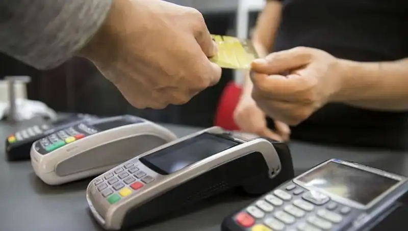 Kartlı Harcamalarda Gizli Artış: Tüketiciyi Nasıl Etkileyecek?