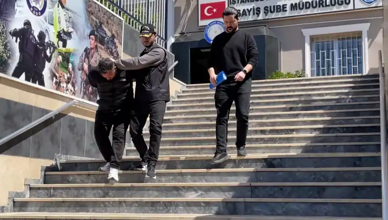 İstanbul'da Dolandırıcılık Kayıtlarıyla Aranan Şahıs Yakalandı!