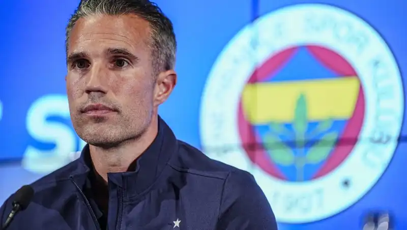 Robin van Persie: Fenerbahçe ile Avrupa Macerası Hakkında Şaşırtan Tahminler