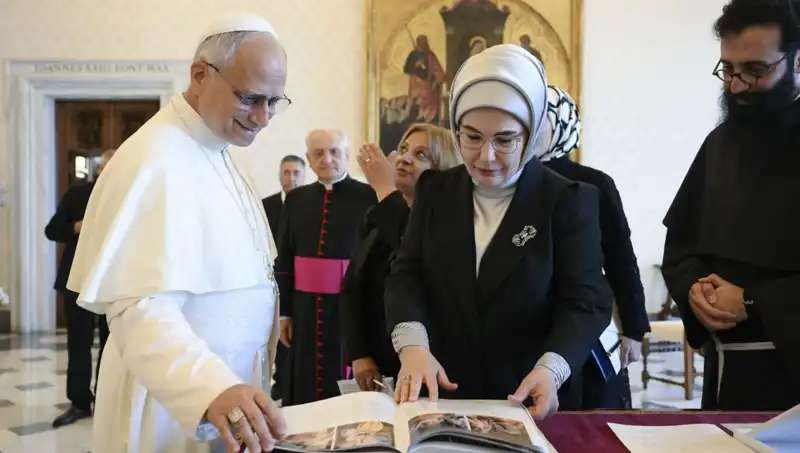 Emine Erdoğan ve Papa Leo Buluşması: Gazze Üzerine Önemli Mesajlar