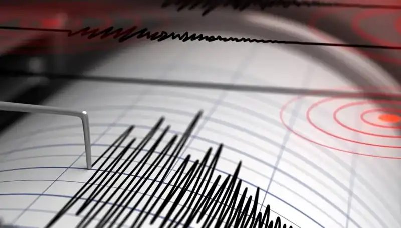 Manisa'da Beklenmedik Deprem: 4 Büyüklüğünde Sarsıntı Duyuldu