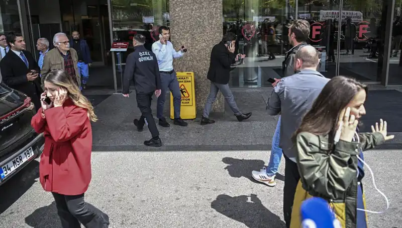 Avcılar'da İhbar Çalışması: Bina Yıkımı Gerçekleşmediği Ortaya Çıktı