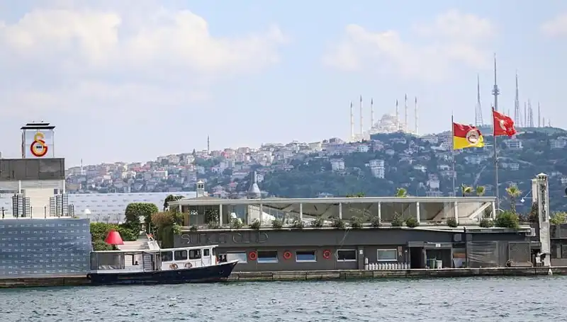 15 Yıl Süren Davanın Ardından: 2. Abdülhamid'in Mirasçıları Galatasaray Adası'nı Talep Etti