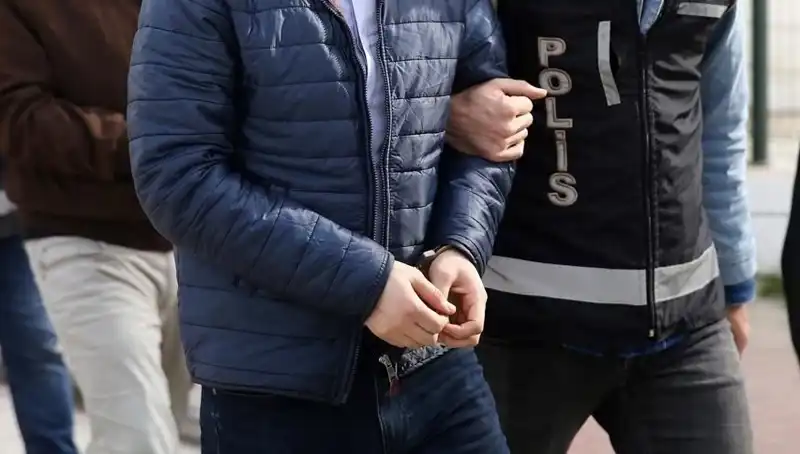 Hırsızlık Yüzünden Suçüstü Yakalanan 5 Kişi Adalete Teslim Edildi
