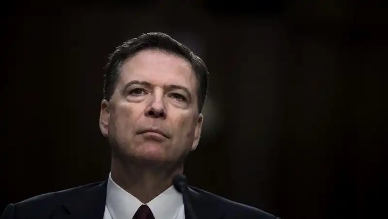 FBI Eski Şefi Trump’ı 4 Rakamla Tehdit Etti Mi?