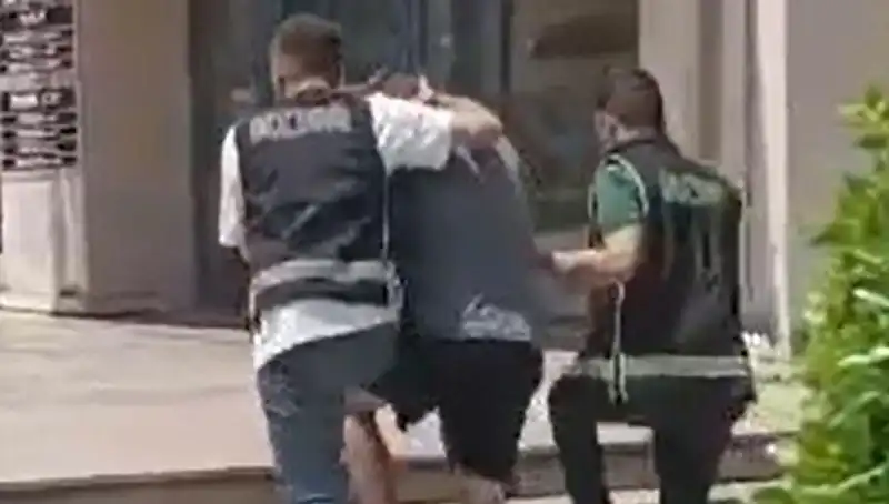 Turistler İçin Tehlike: Sahte Dövizle Alışveriş Yapanlar Sınır Dışı Ediliyor!